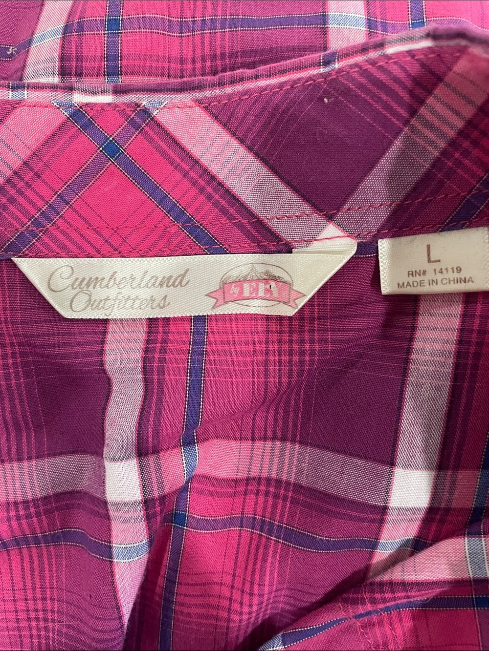 Cumberland Outfitters Pink Plaid Sleeveless Western Shirt - Picture 2 of 3